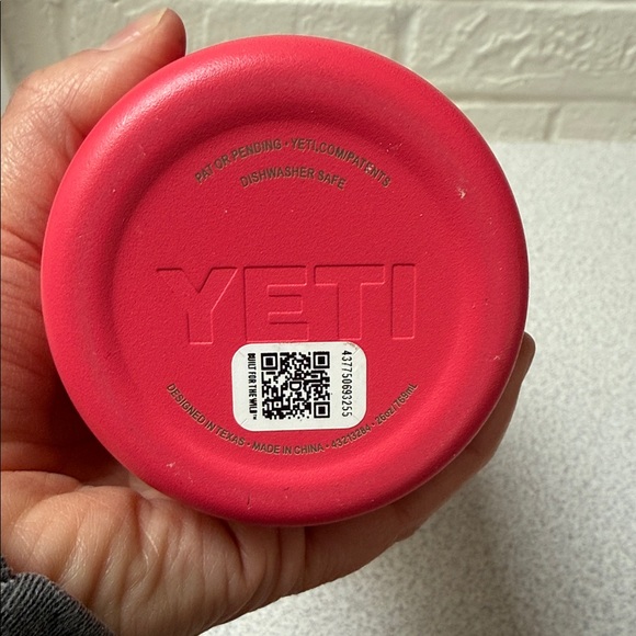 Yeti Rambler - Pink - Picture 3 of 4